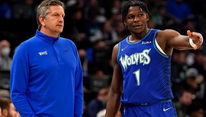 体育欧联杯:巴萨主场1-1战平那不勒斯